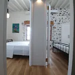 Amaranti House N Art Σπίτι διακοπών Μανδράκι