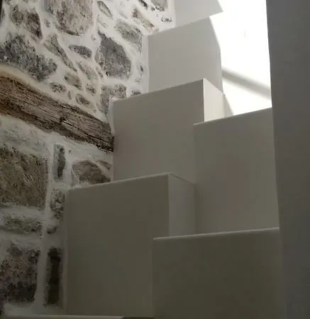 Amaranti House N Art Case de vacanță Mandrákion