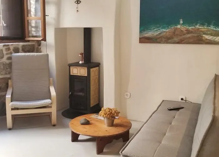 Amaranti House N Art Mandráki