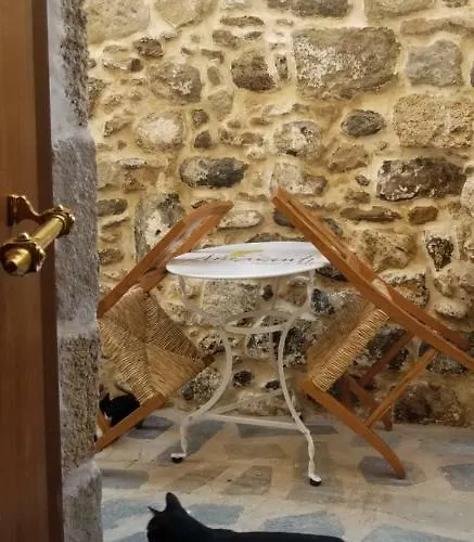 Dom wakacyjny Amaranti House N Art Mandrákion