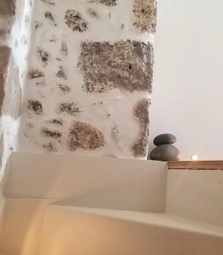 Amaranti House N Art Nyaraló