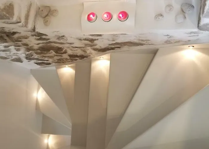 Amaranti House N Art